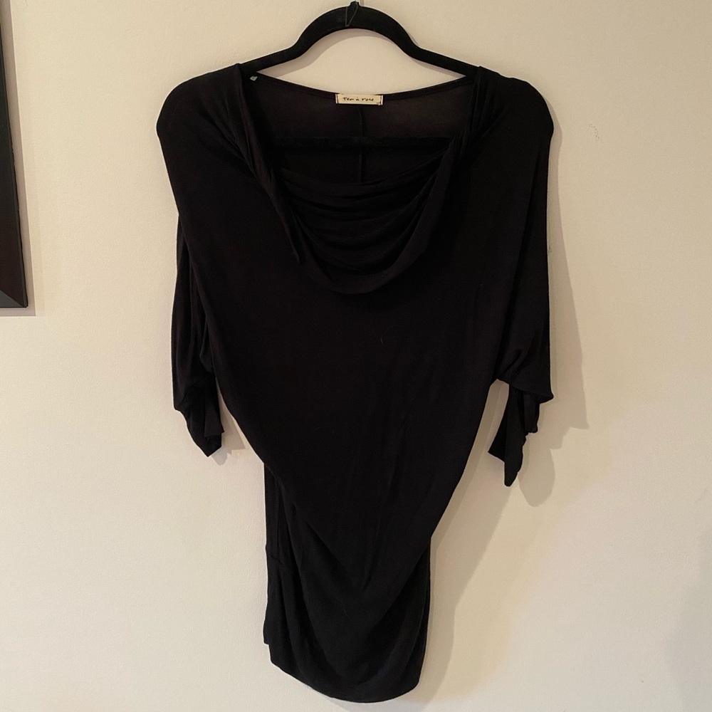 Fancy Sleak Black Top